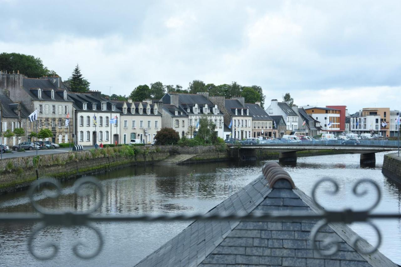 Une Nuit Sur Le Pont 1 Landerneau Exteriör bild