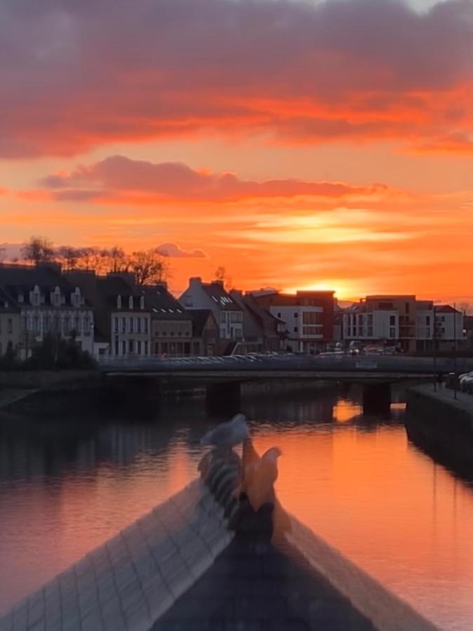 Une Nuit Sur Le Pont 1 Landerneau Exteriör bild